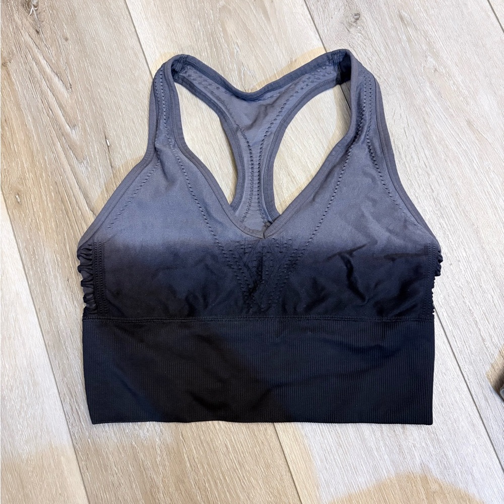 PINK Victoria's Secret Black and Gray Ombre Sports Bra